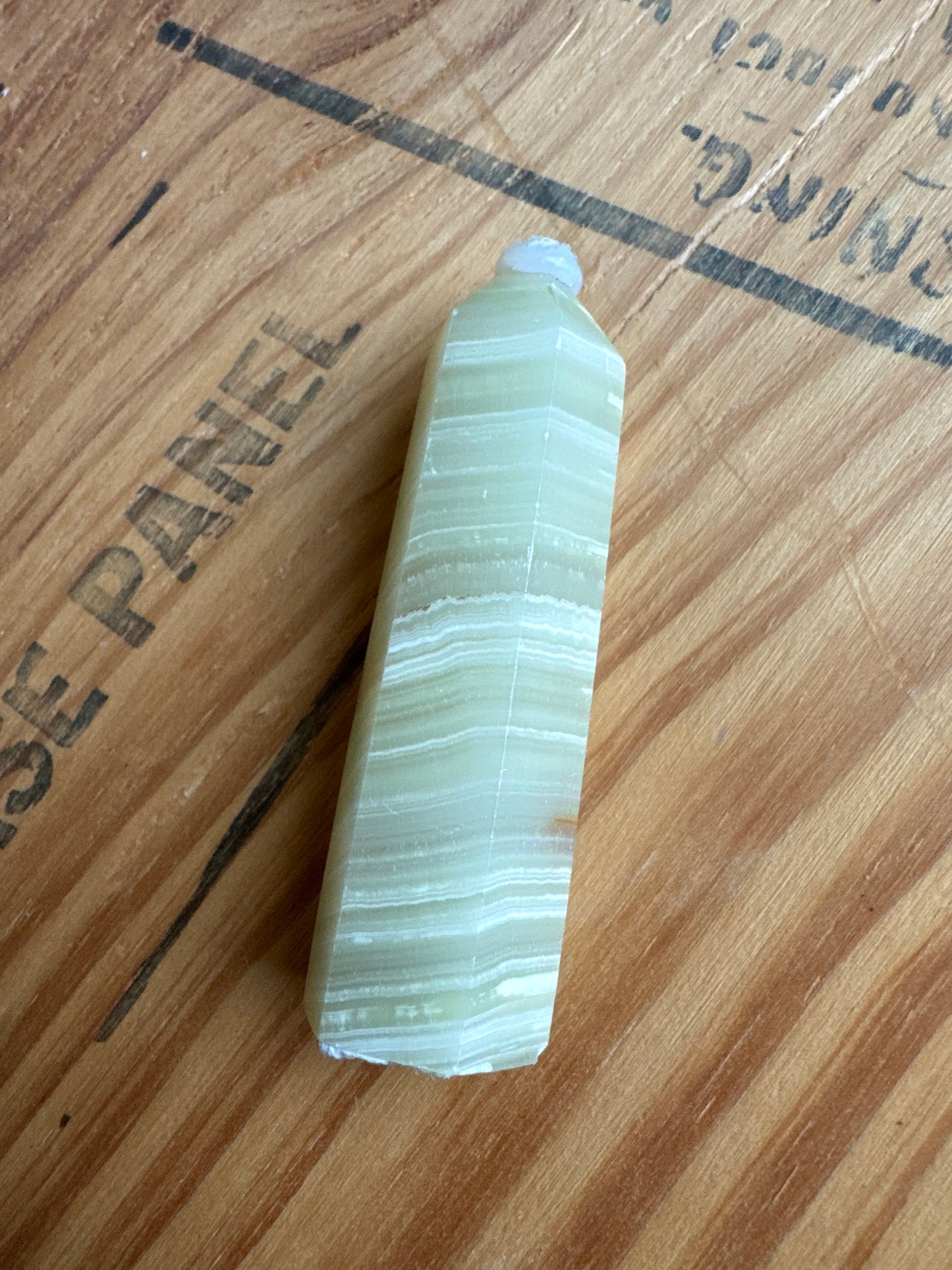 Green Onyx Meditation Stone Point